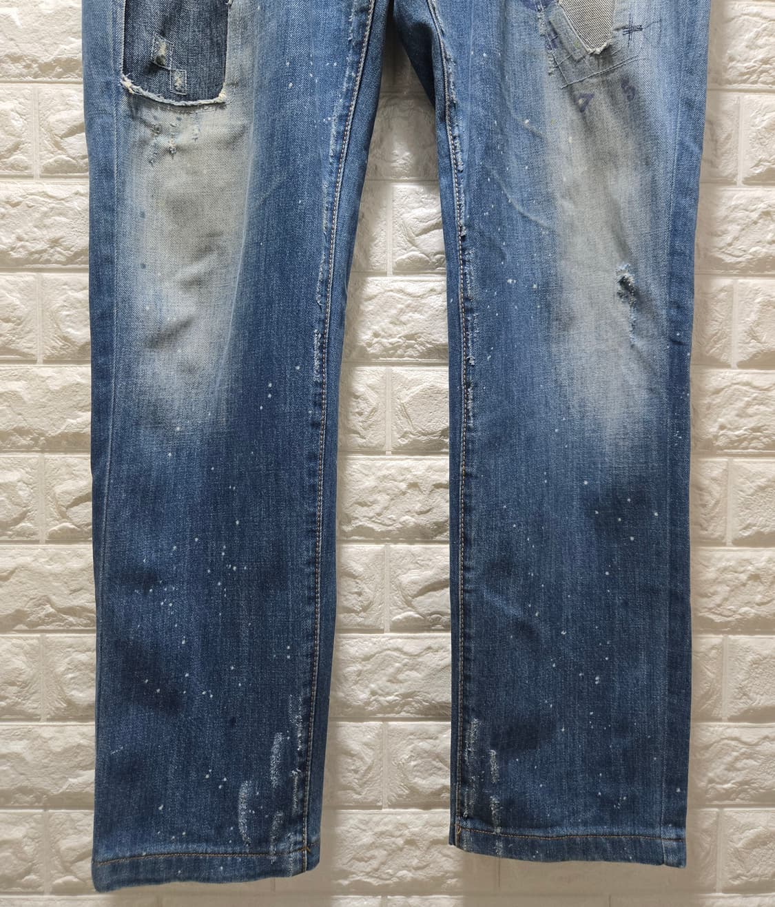 디스퀘어드2 페인팅 패치 슬림핏 데님팬츠 청바지 35~36 상품이미지5