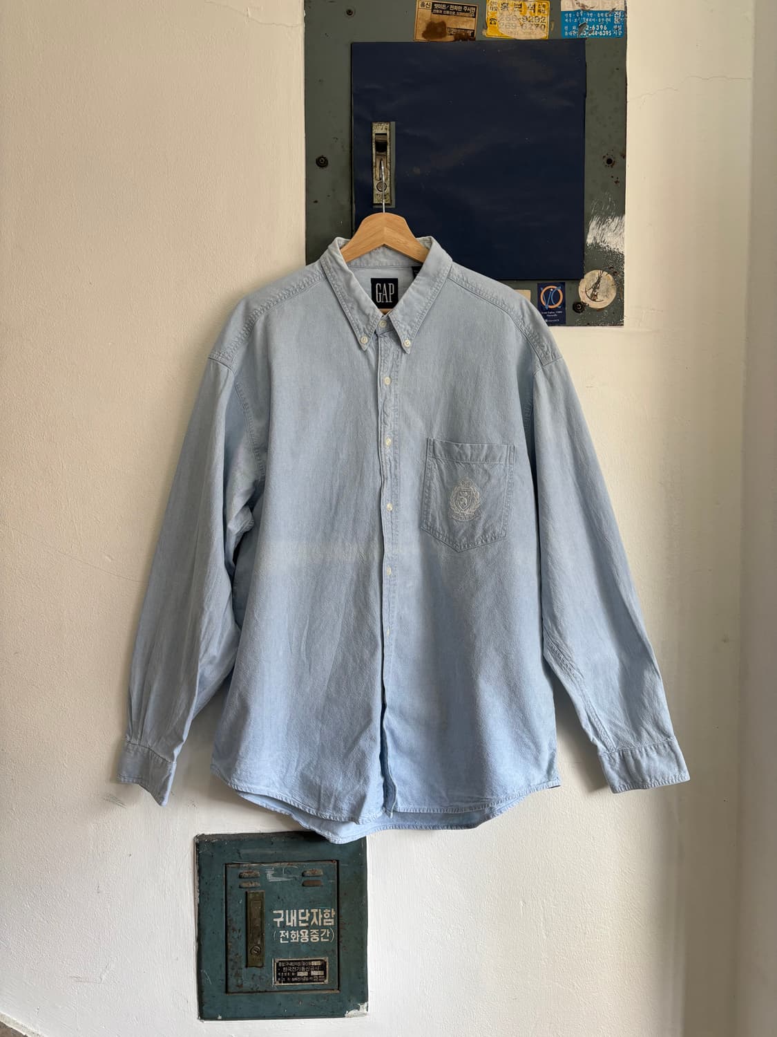 OLD GAP Denim Crest Shirt 상품이미지1