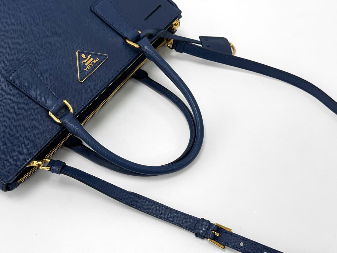 Prada Saffiano Lux Tote Bag 상품이미지2