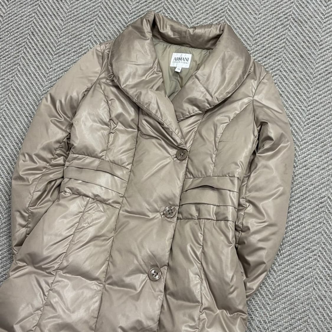 아르마니 꼴레지오니 구스다운 숄카라 패딩v1533 상품이미지3
