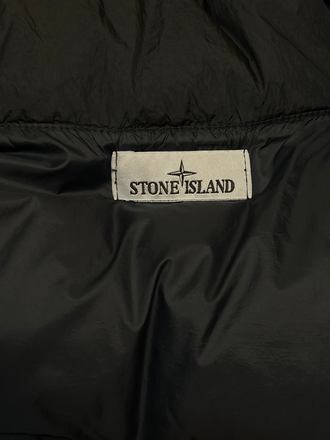 스톤아일랜드 23FW 크링클랩스 논후드 패딩 블랙 L 숏패딩 상품이미지3