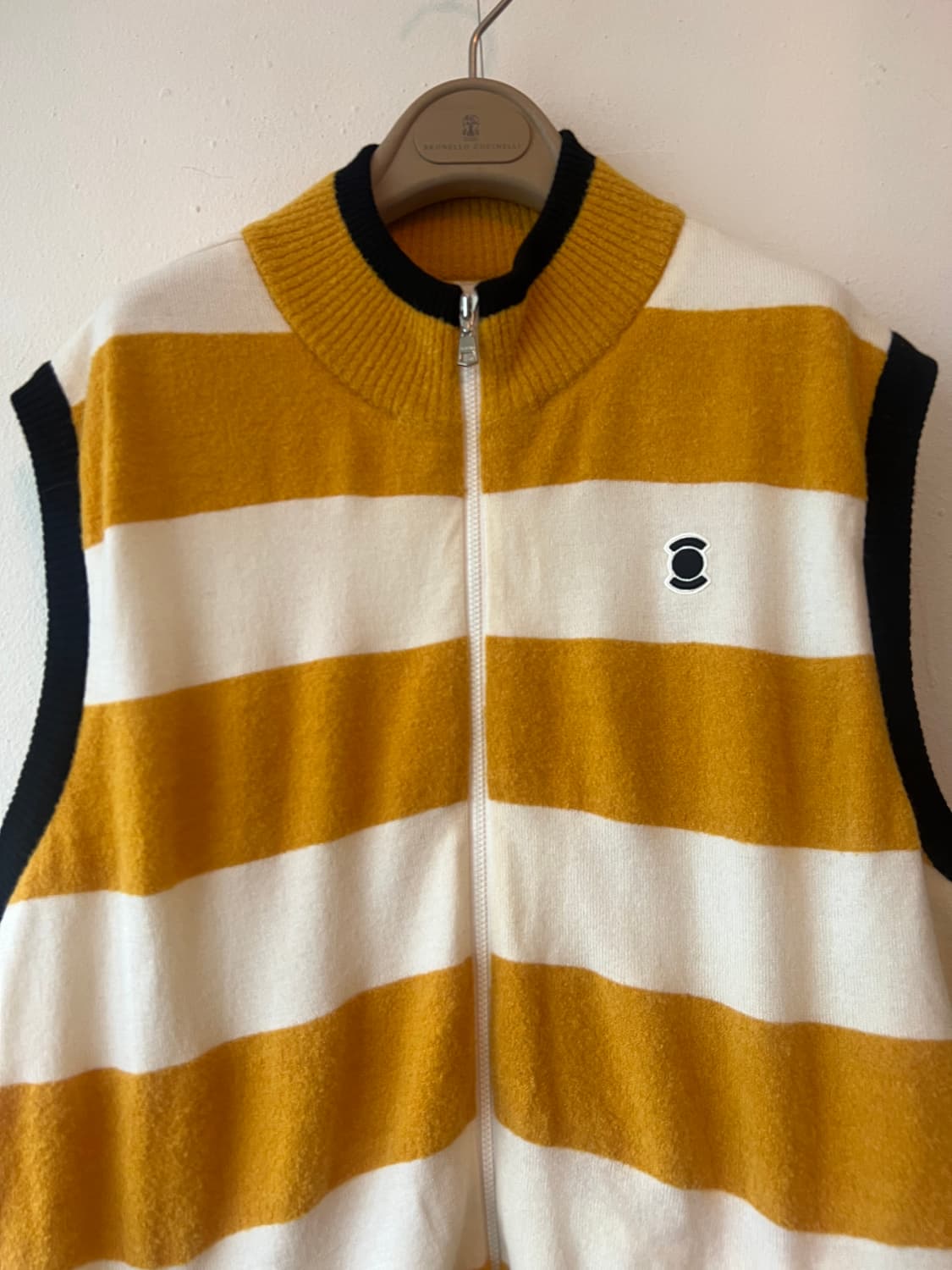 와이드앵글 남성 옐로우 골프 울방풍 조끼  상품이미지2