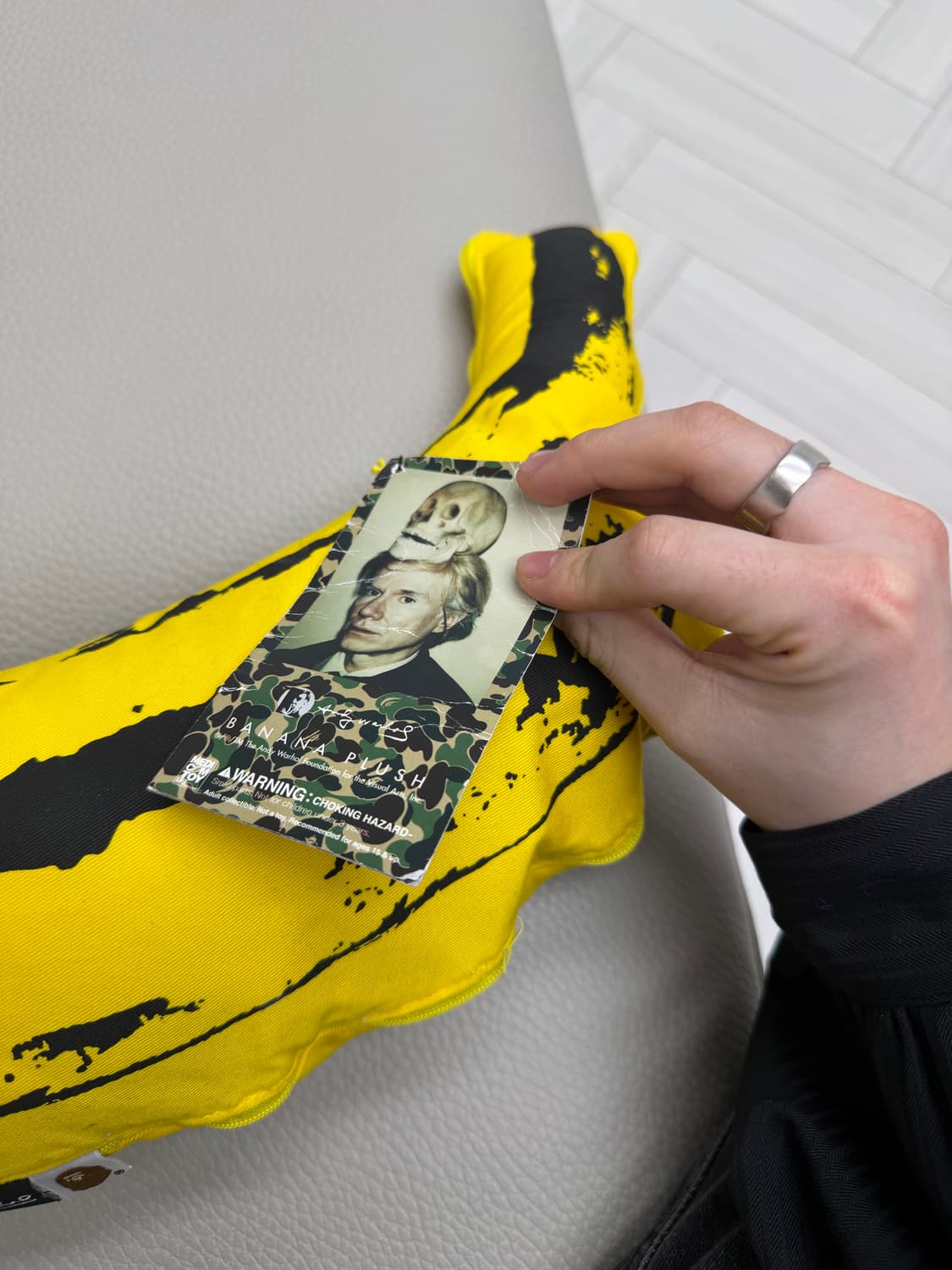 베이프 앤디워홀 콜라보 쿠션 판매합니다 상품이미지2