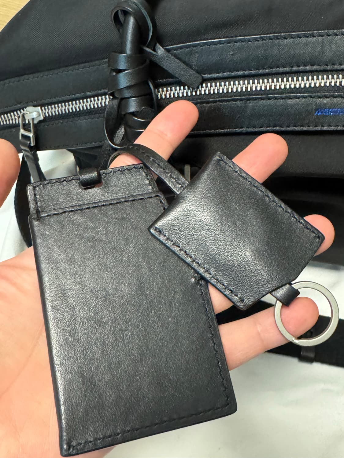 아더에러 리네아 백 프로덕트 111 느와르 상품이미지6