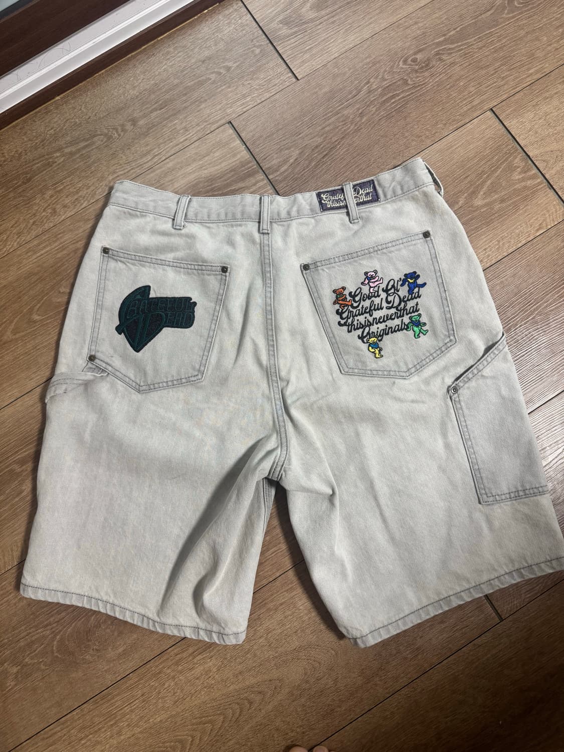디스이즈네버댓 x 그레이트풀 데드 반바지 팝니다 상품이미지2