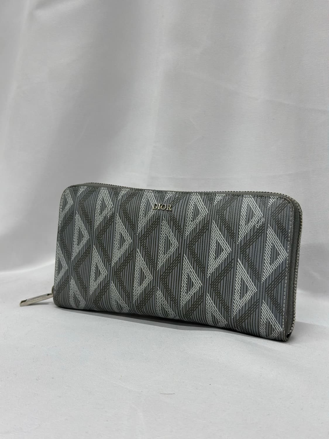 디올 다이아몬드 지퍼돌이 장지갑 상품이미지1