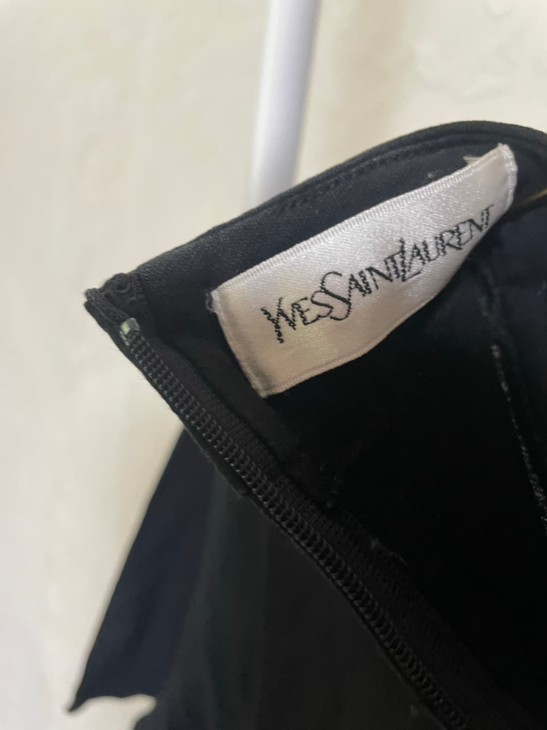 Yves Saint Laurent YSL 일본제 하이넥 반팔 티 상품이미지5