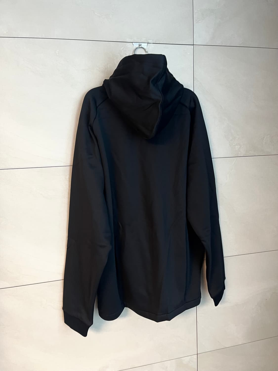 [2XL/110] KT케이티 위즈X뉴발란스 후드티 블랙 상품이미지2