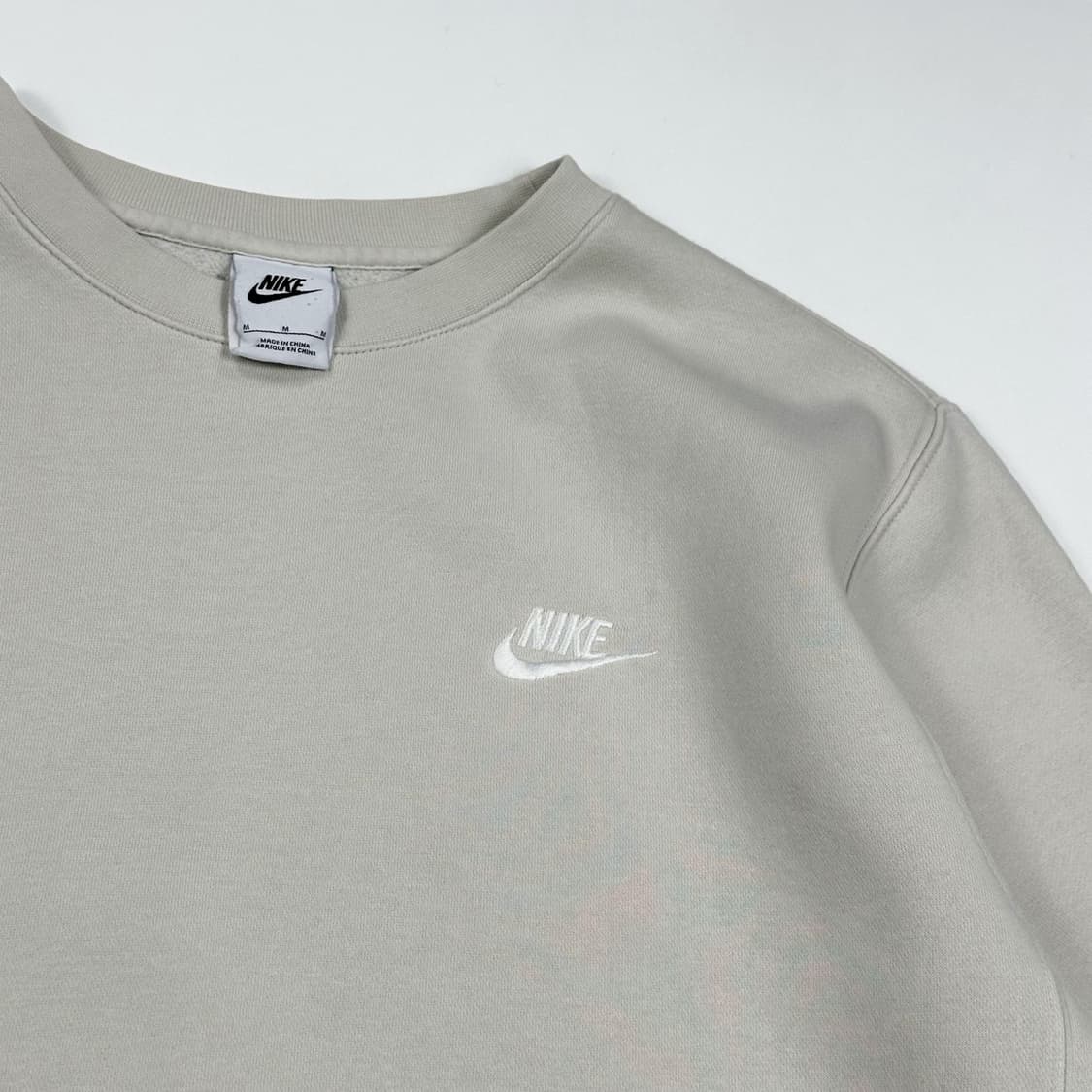 나이키 퓨추라 오트밀 기모 맨투맨 (M) 상품이미지3