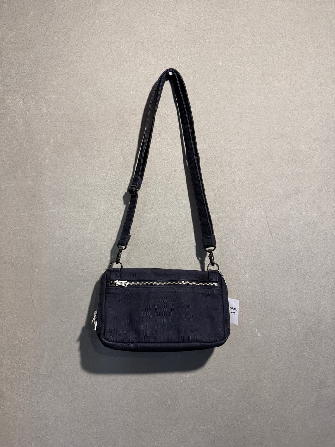 요시다포터 스모키 네이비 크로스백 상품이미지2