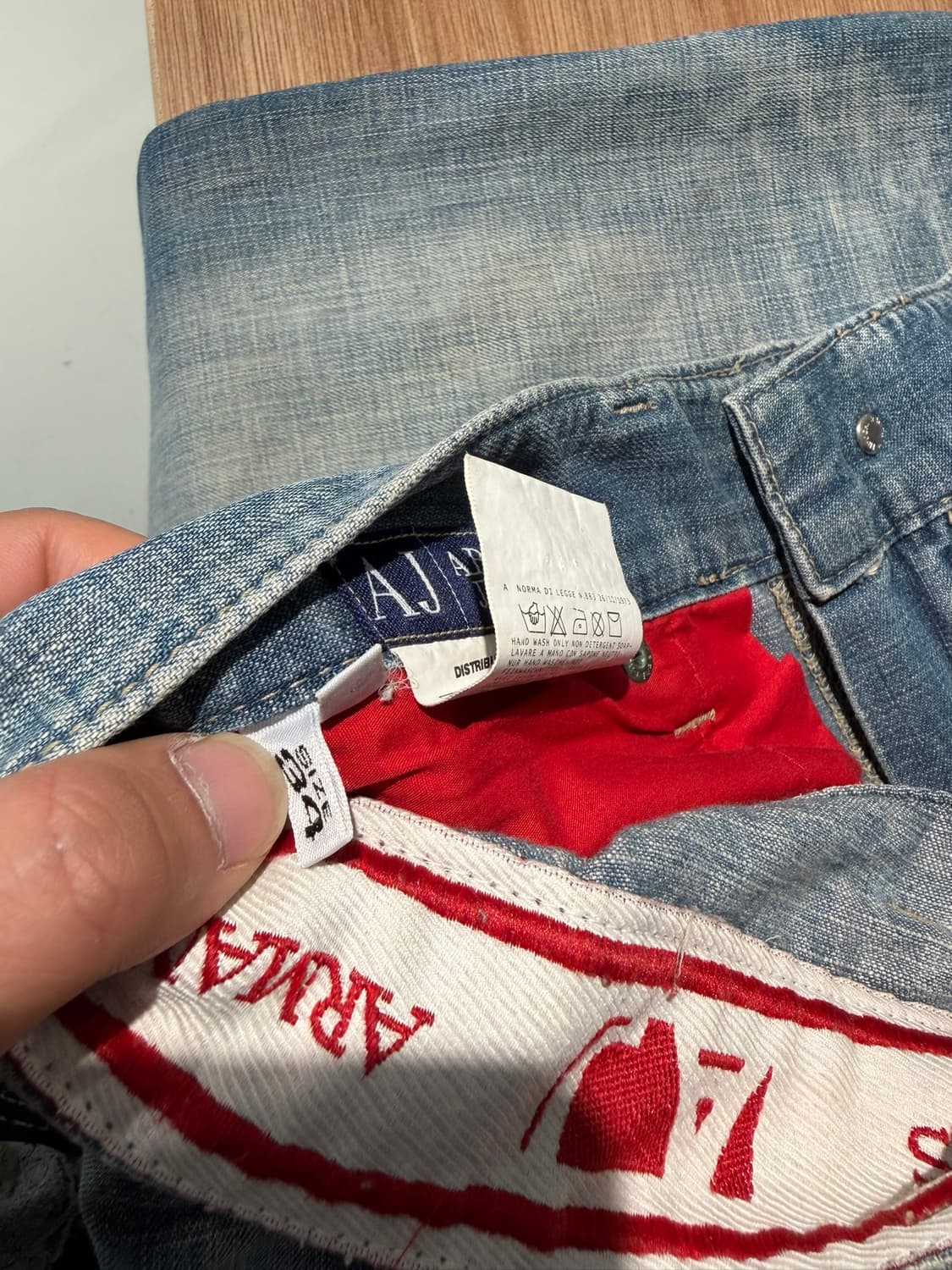 Armani Jeans 워싱 플레어 데님 상품이미지5