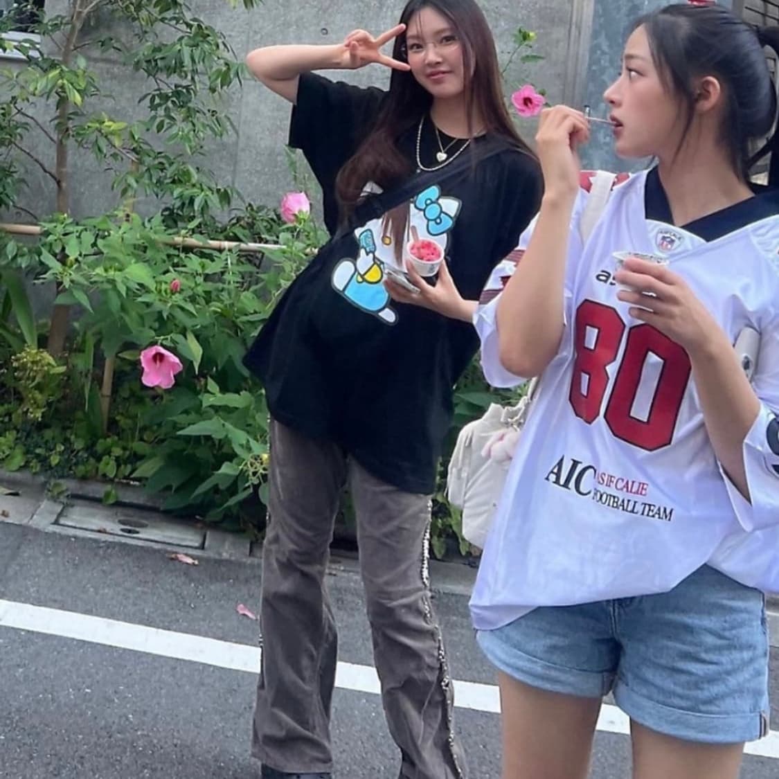 산리오 썸머소닉 반팔 티셔츠 상품이미지2