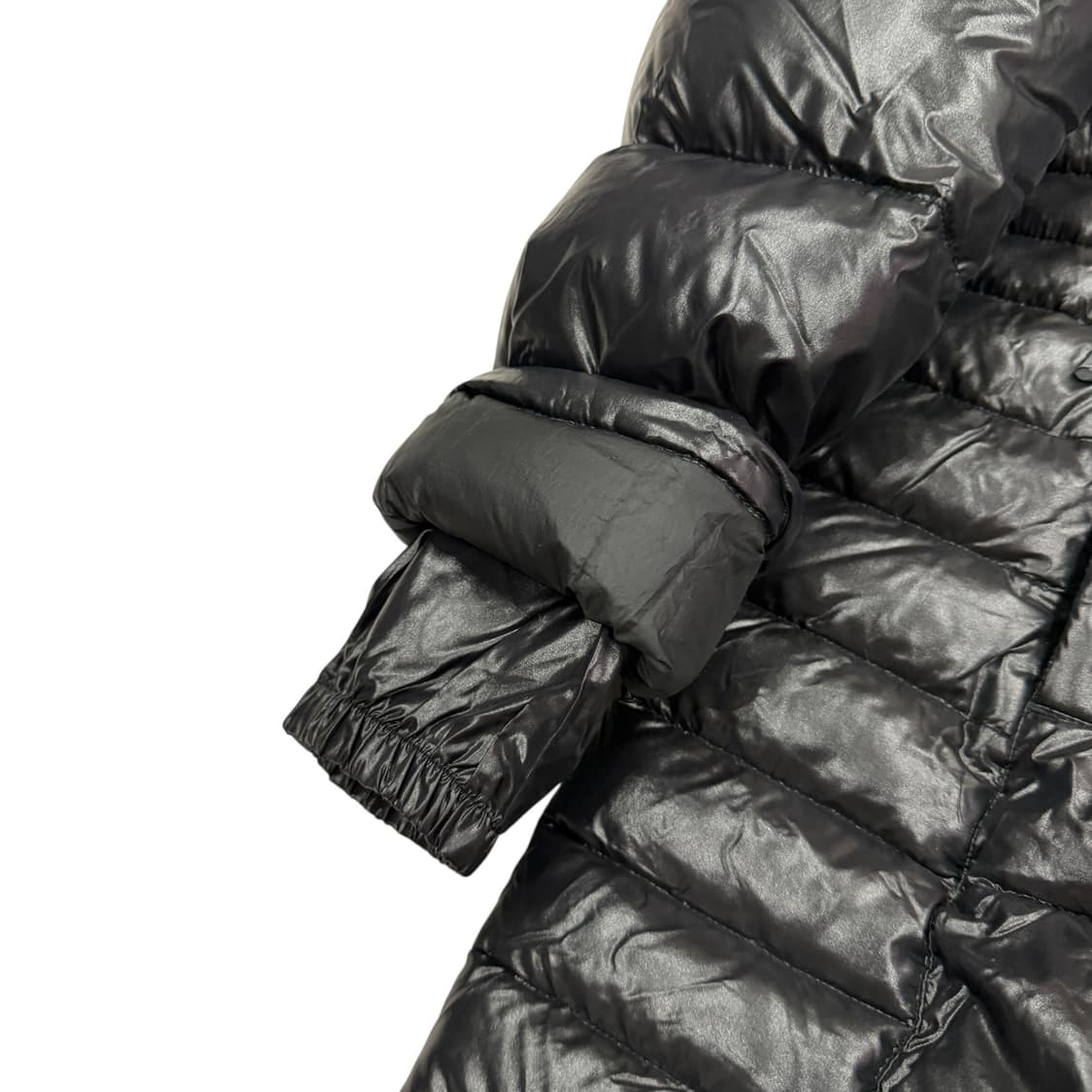 몽벨 여성 900 필파워 하프 구스다운 유광 나일론 패딩 블랙 L 100 상품이미지3