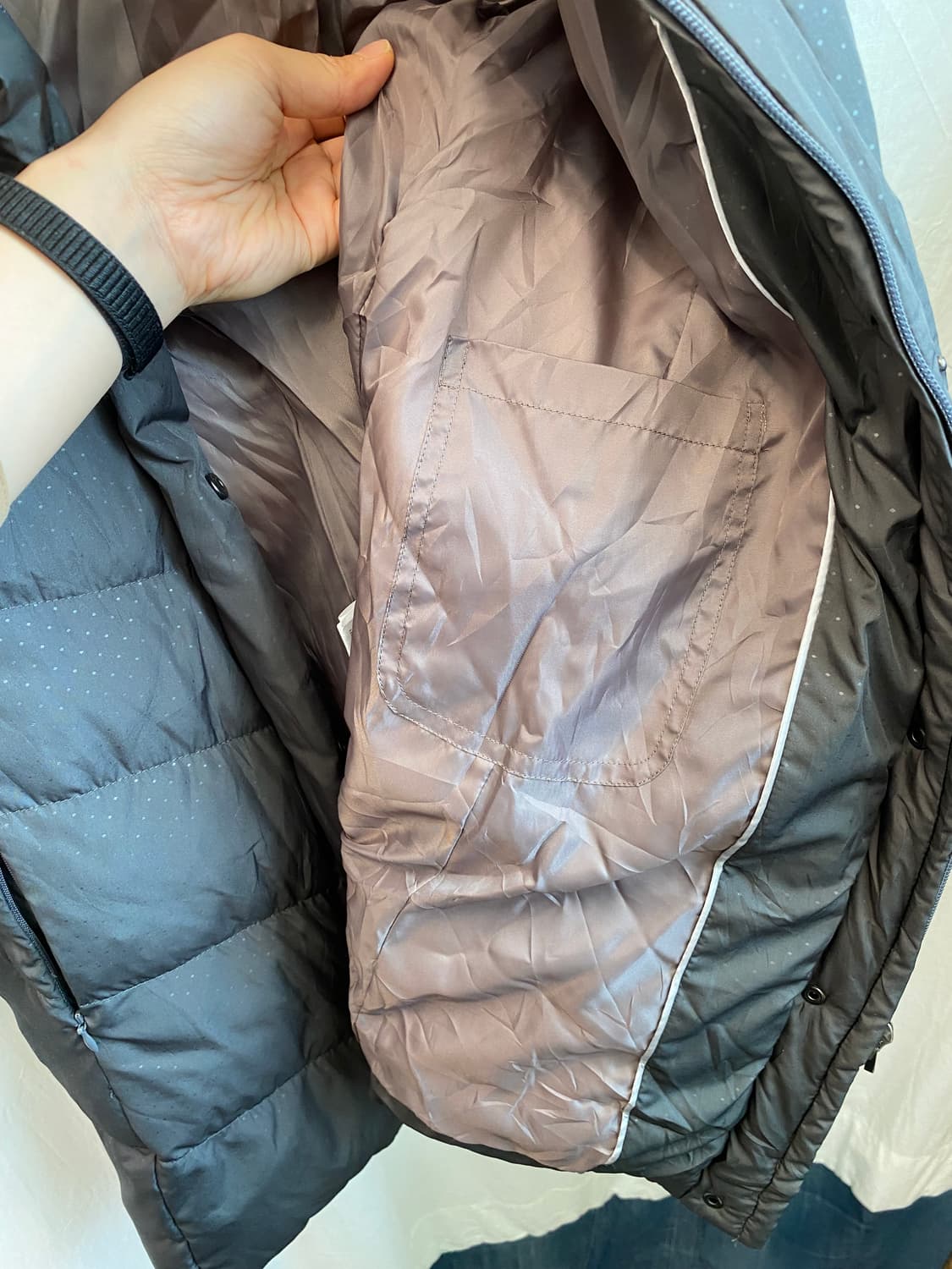 미니도트 차콜 다운롱패딩(M) 상품이미지8
