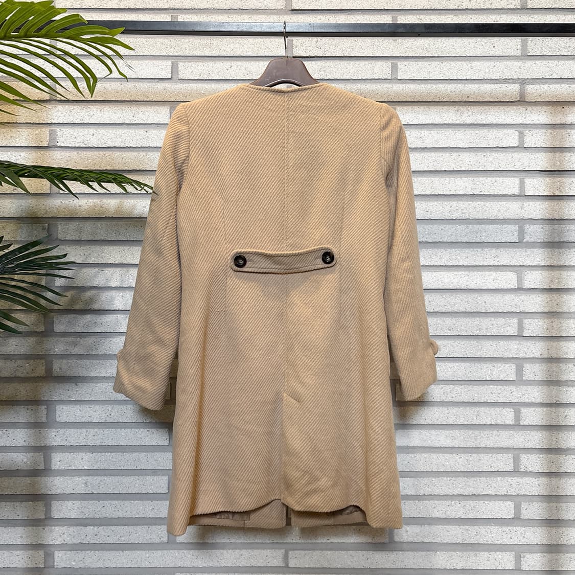 JPN VINTAGE 노카라 트윌 싱글코트 A라인 백스트랩 디테일 크림 상품이미지3