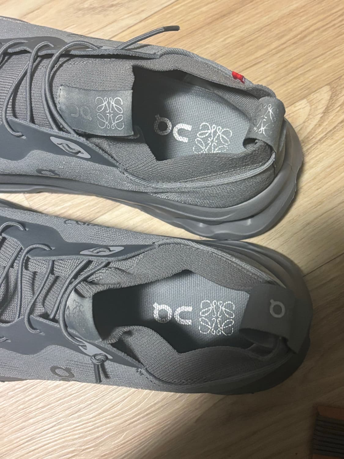 온러닝 로에베 on running loewe 클라우드틸트 265 새상품 상품이미지6