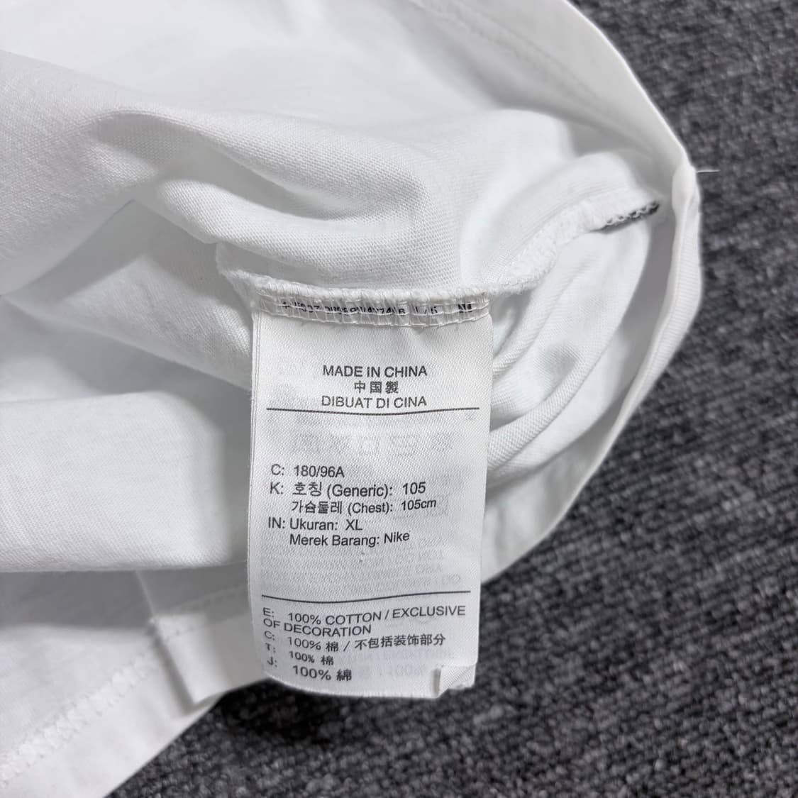 나이키 스핑크스 SB 반팔티 상품이미지3