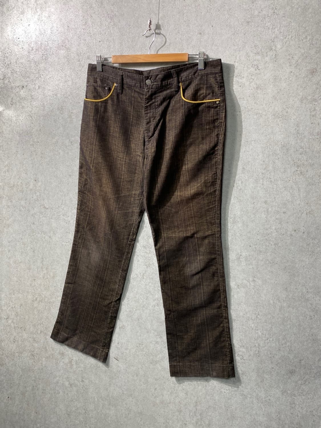 [32-33] MALE&CO 브라운 코듀로이 세미부츠컷 팬츠 상품이미지2