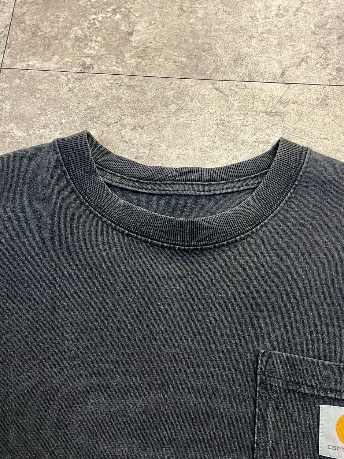 칼하트 포켓 반팔티 차콜 #csz3633 상품이미지5