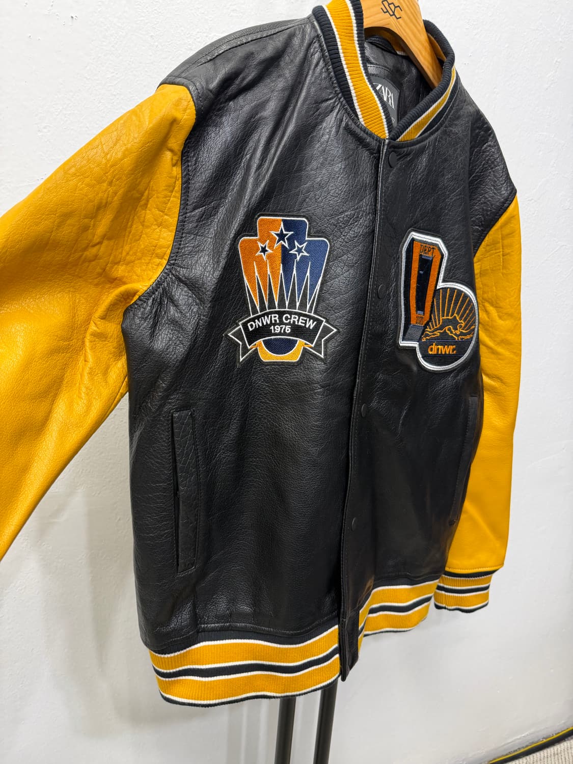 정품) 자라 블랙 레더 배색 스타디움 천연소가죽 자켓 M 상품이미지2