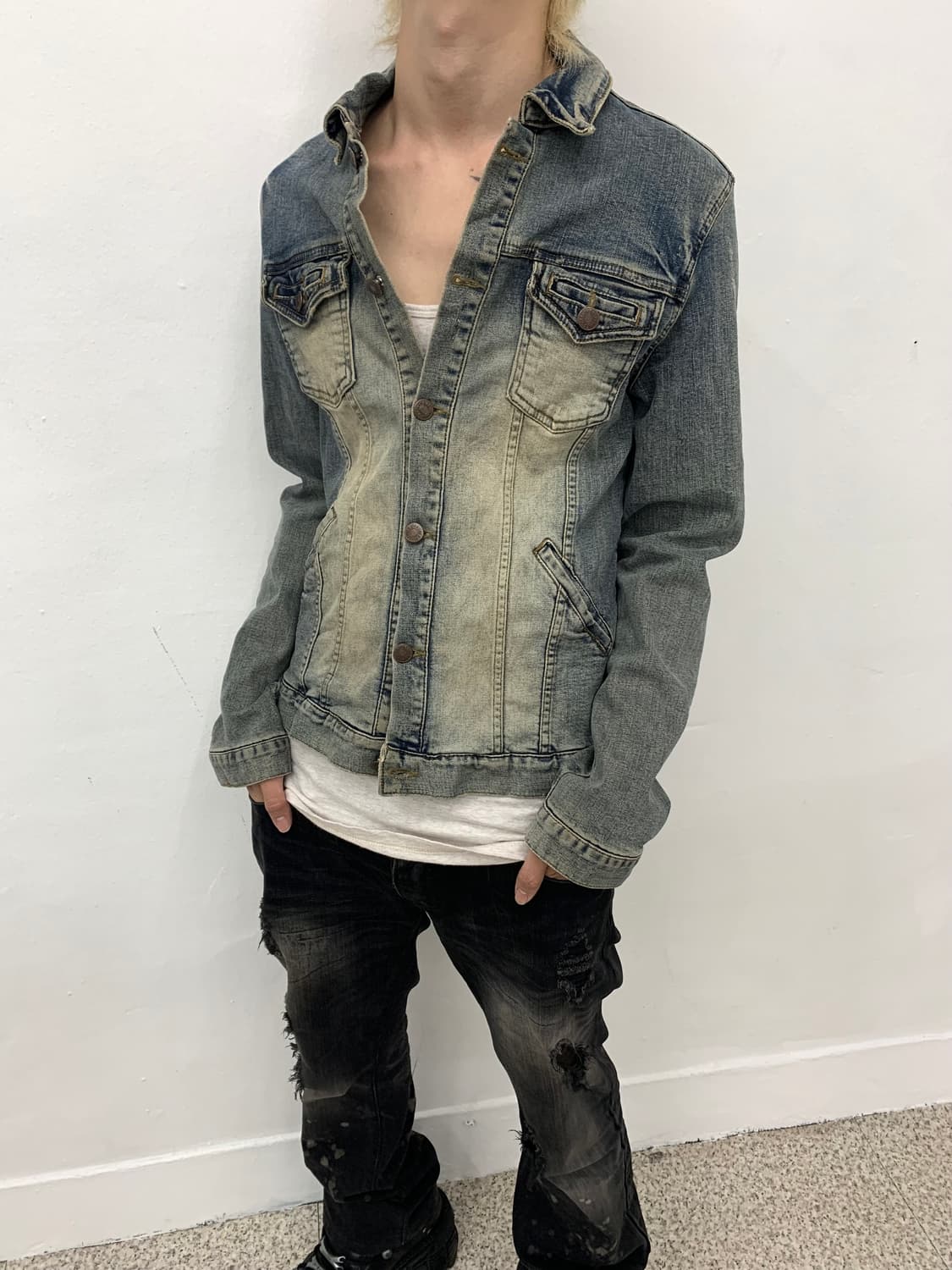 Sand washed denim jacket  상품이미지2