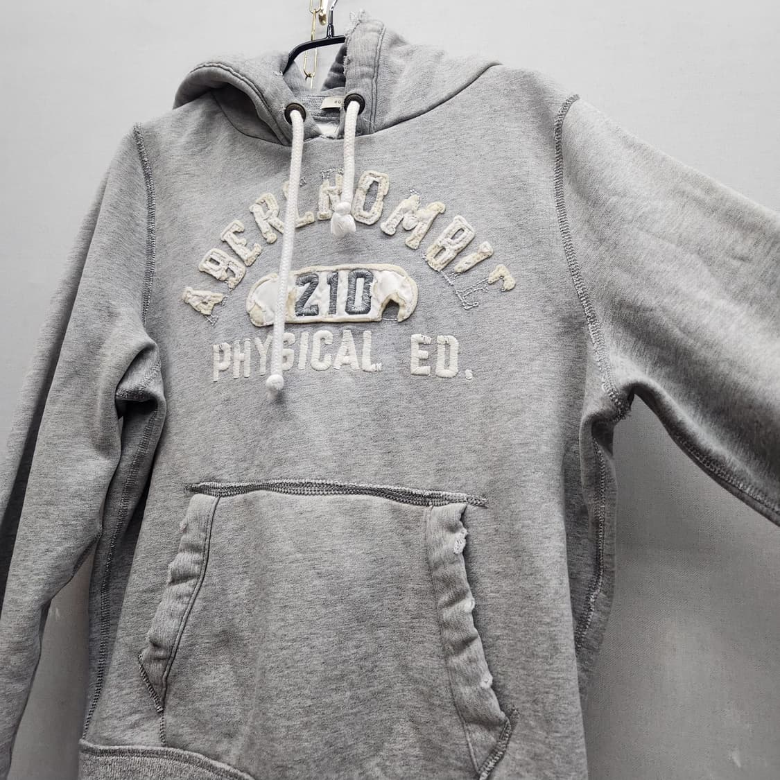 아베크롬비 Y2K 데미지 디테일 빅로고 후드티 L(L) 상품이미지3