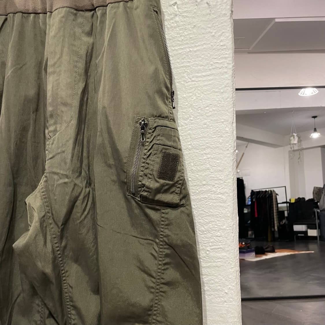 율리우스 18aw 테크 팬츠 상품이미지2