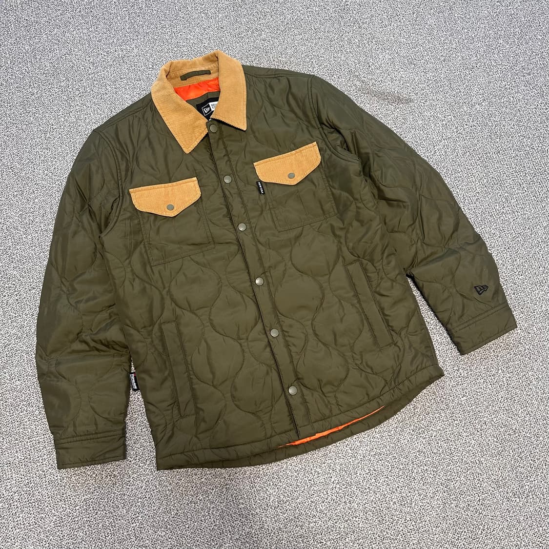 뉴에라 카키 자켓 상품이미지1