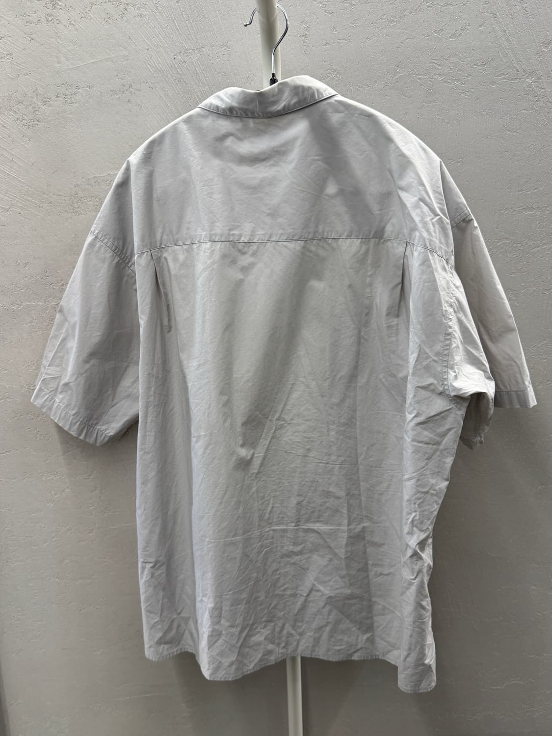 어나더 오피스 포켓 반팔 셔츠 그레이 1 상품이미지6