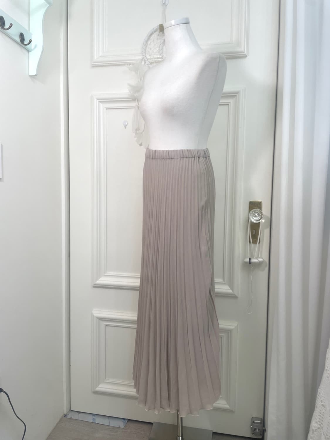 sheer gray chiffon pleats long banding s 상품이미지2