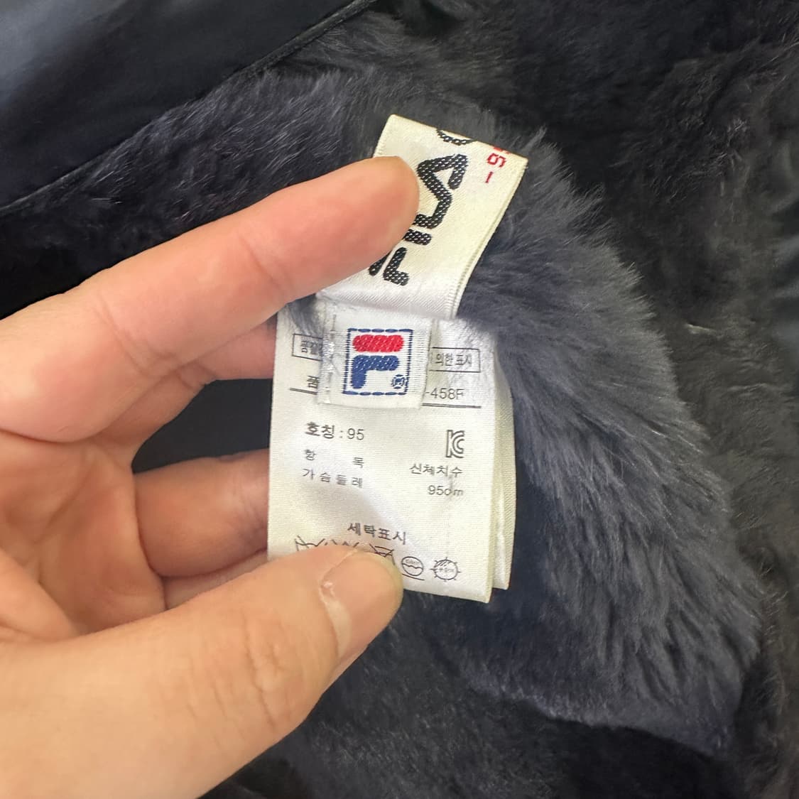 95 휠라 토끼털 패딩(한쪽지퍼고장) 0326D 상품이미지2