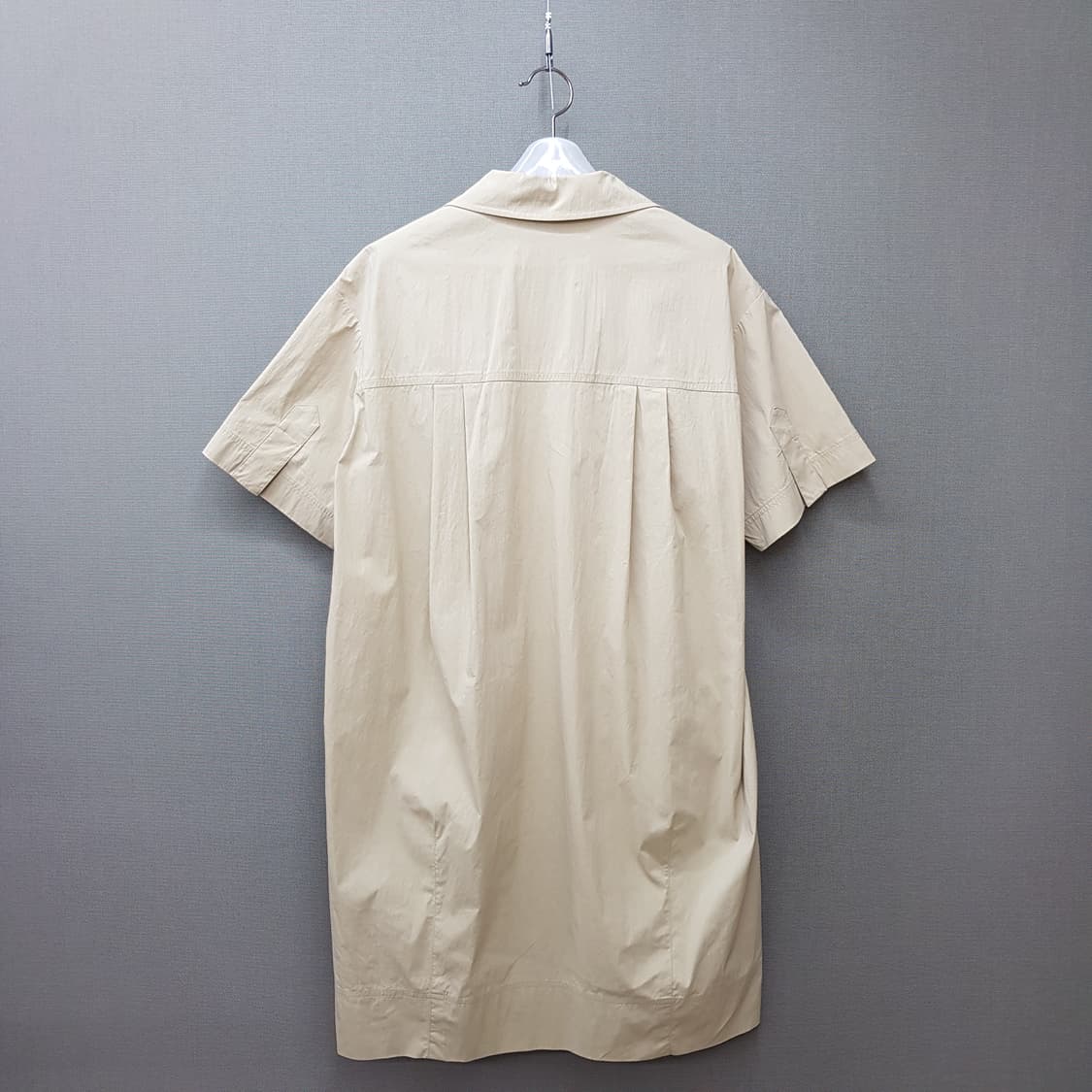 구호 플러스2022 오픈카라 반팔 원피스 1사이즈 상품이미지5