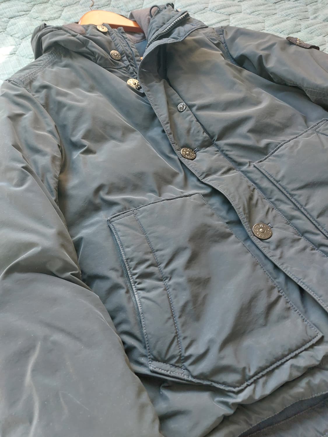 (택포)스톤아일랜드 마이크로랩스 다운패딩 M사이즈 상품이미지4