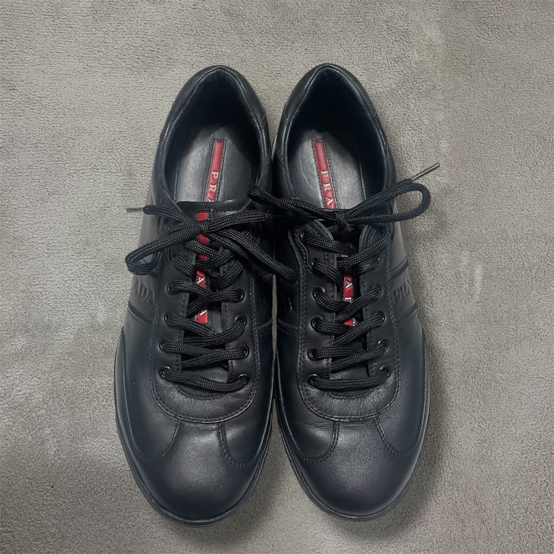 280~285) 프라다 로고 레더 가죽 스니커즈 신발 블랙 상품이미지1