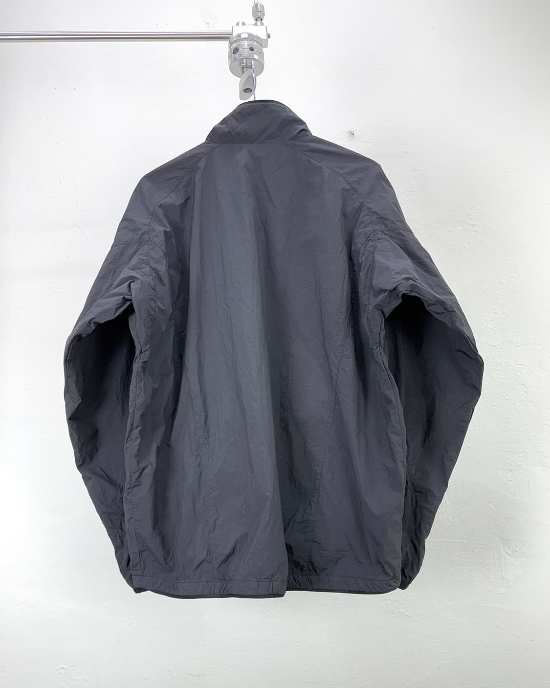 팔라스 25ss 벤틸레이트 후디 자켓 블랙 상품이미지7