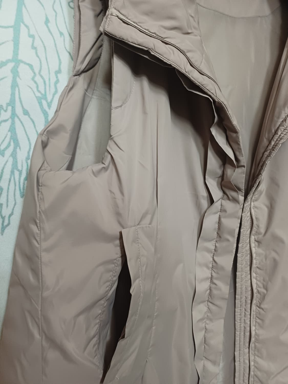 새상품급/타하리 간절기 패딩 조끼  상품이미지3