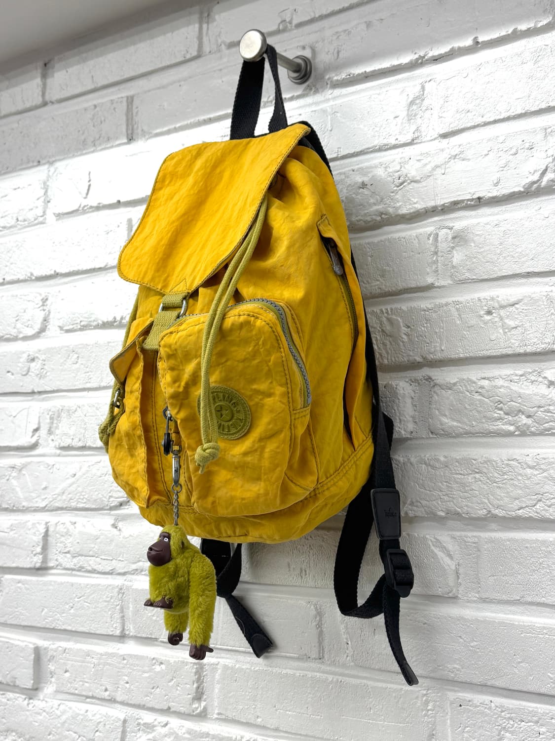 키플링 옐로우 백팩 상품이미지4