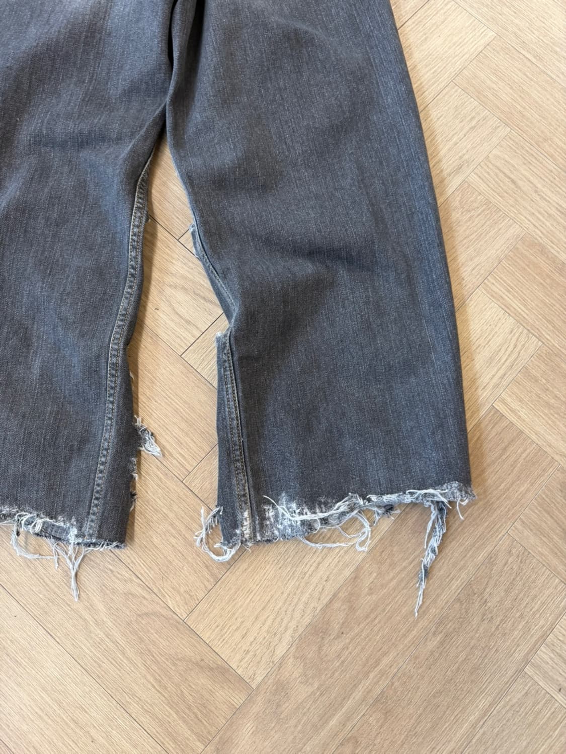 reworked black wash damage denim  상품이미지10