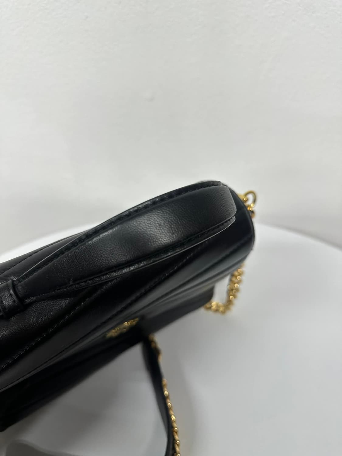 토리버치 키라 쉐브론 탑핸들 체인백 상품이미지10