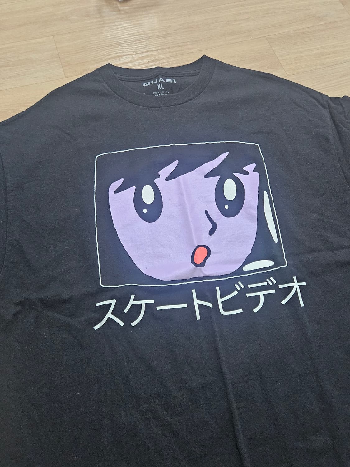 QUASI 반팔티 xl 상품이미지1