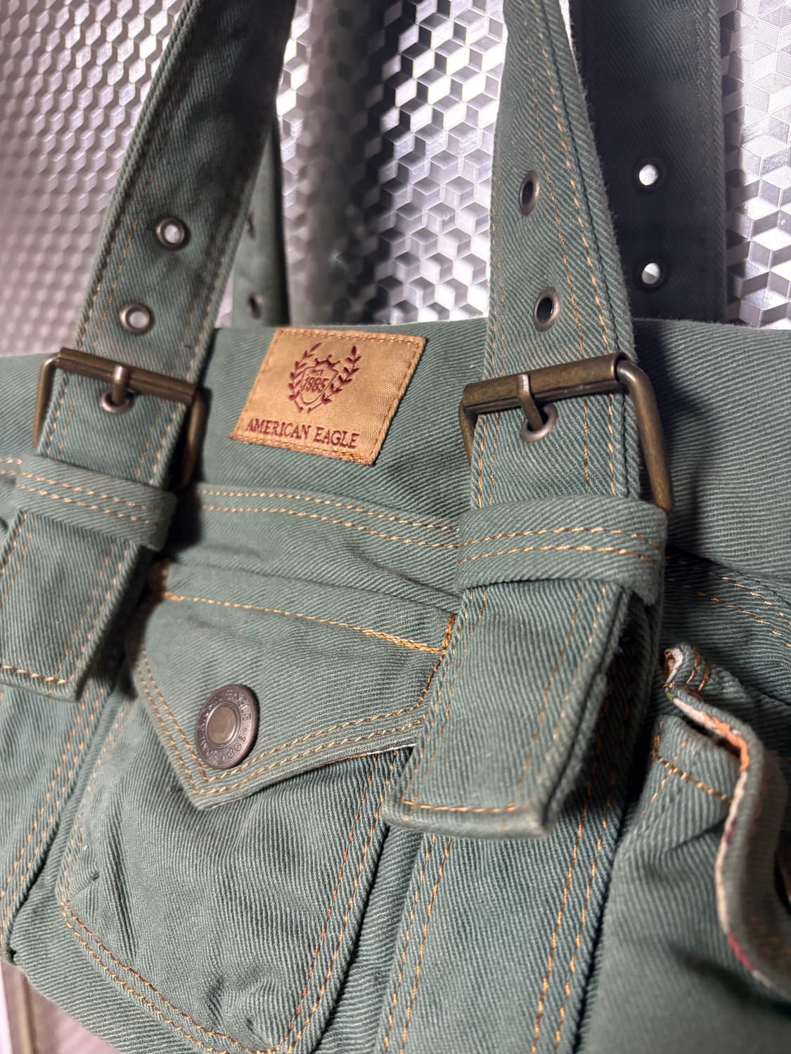 AMERICAN EAGLE 멀티 포켓 핸드백   상품이미지1