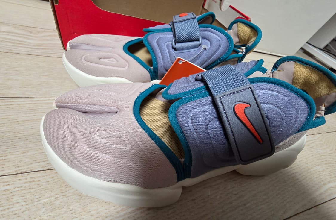 나이키 아쿠아 리프트 230 상품이미지2