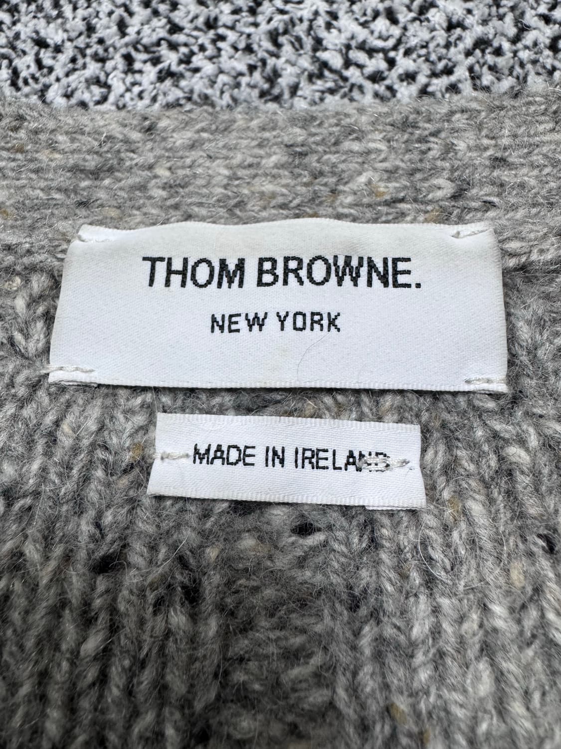 톰브라운 도네갈 가디건 쓰리버튼 3사이즈 그레이 상품이미지2