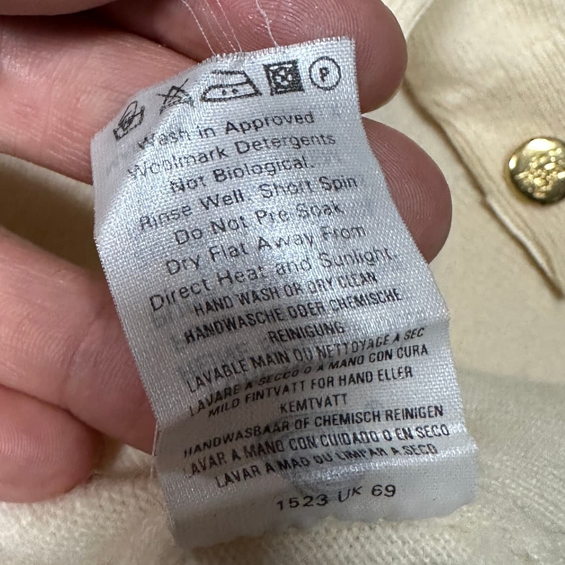 버버리 90s 금장 램스울 니트 가디건  상품이미지7