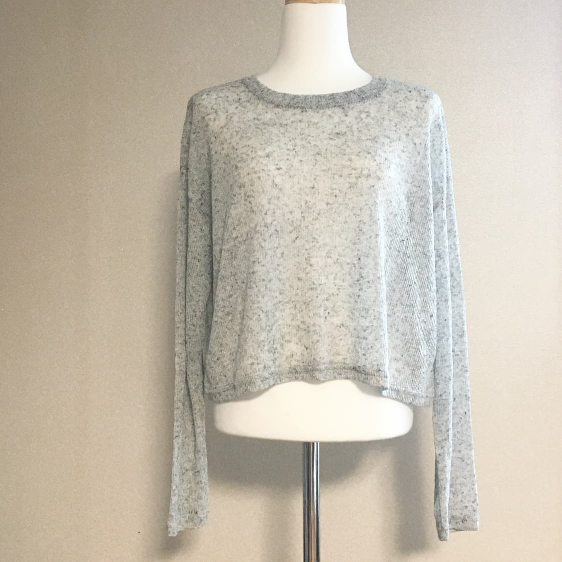 크롭 긴팔 니트 상품이미지1