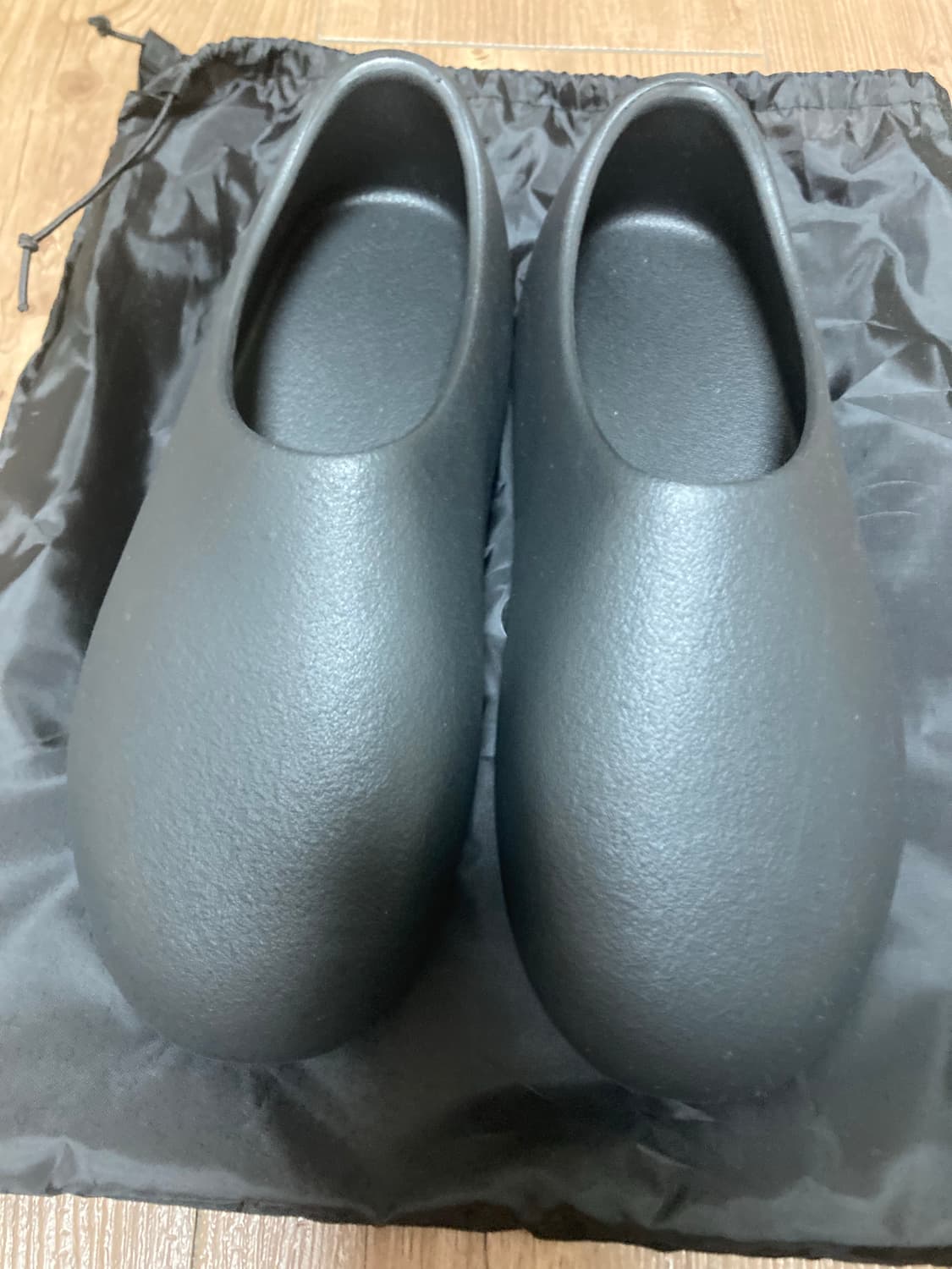 Yeezy slide SL-01 상품이미지1