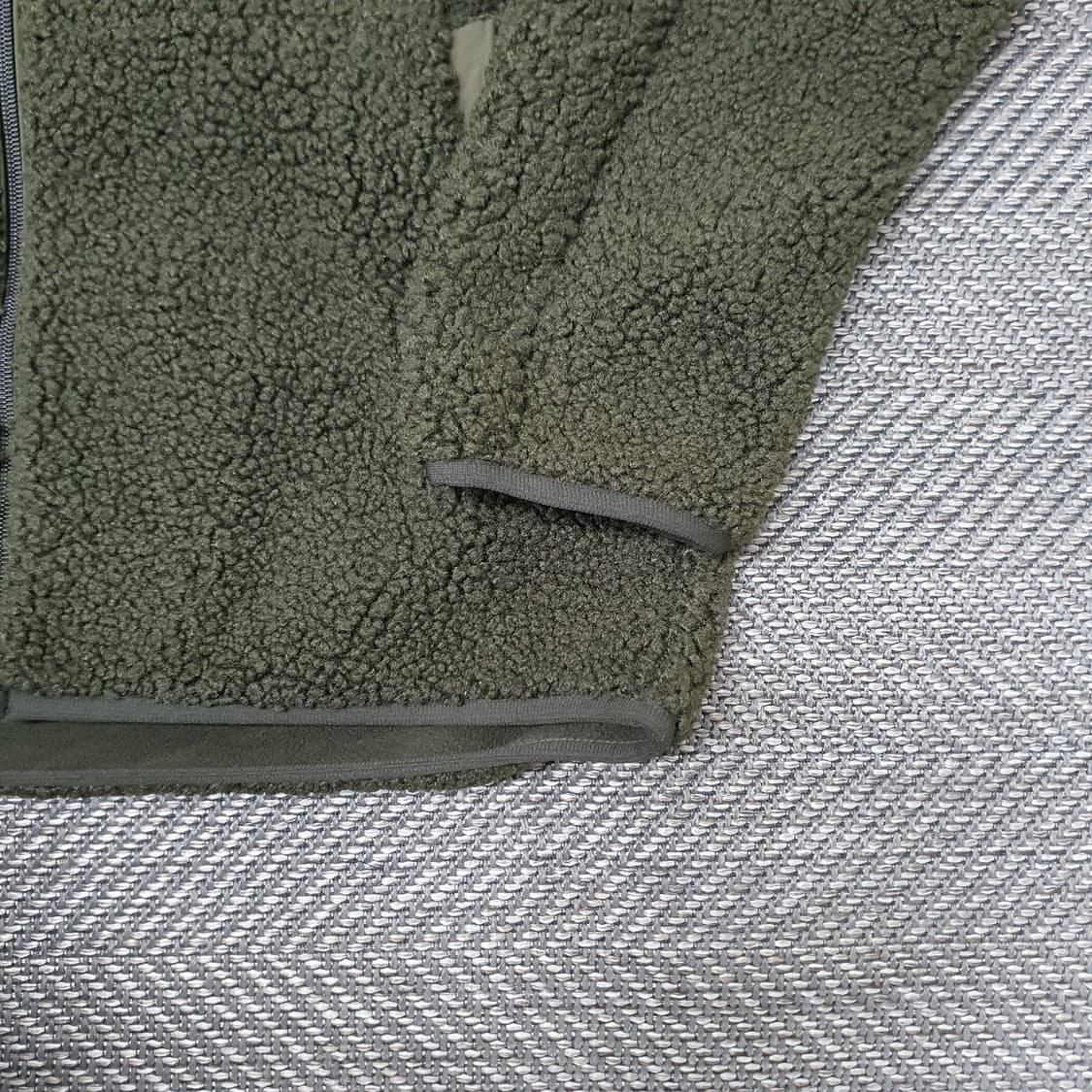 유니클로 플리츠 집업자켓 남자105 상품이미지4