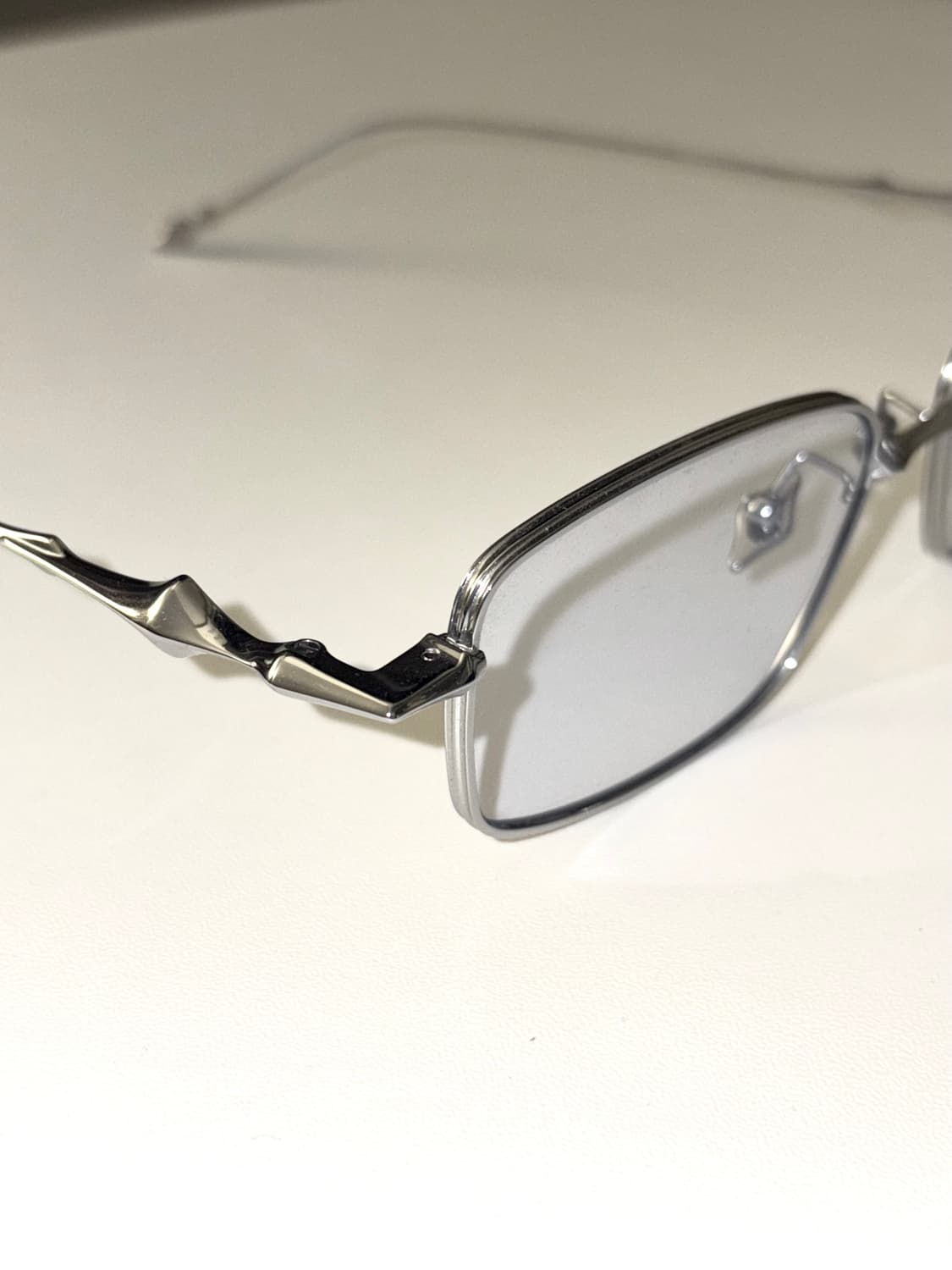 gentle monster 젠틀몬스터 아토믹 안경 상품이미지4