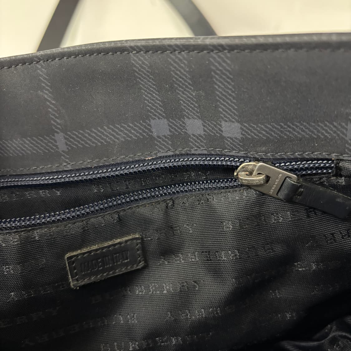 버버리 체크 숄더백 상품이미지10