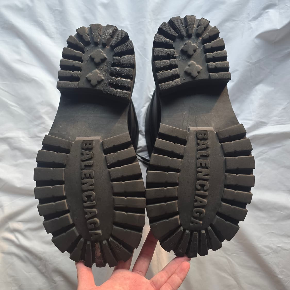 발렌시아가 스테로이드 부츠 44 상품이미지3